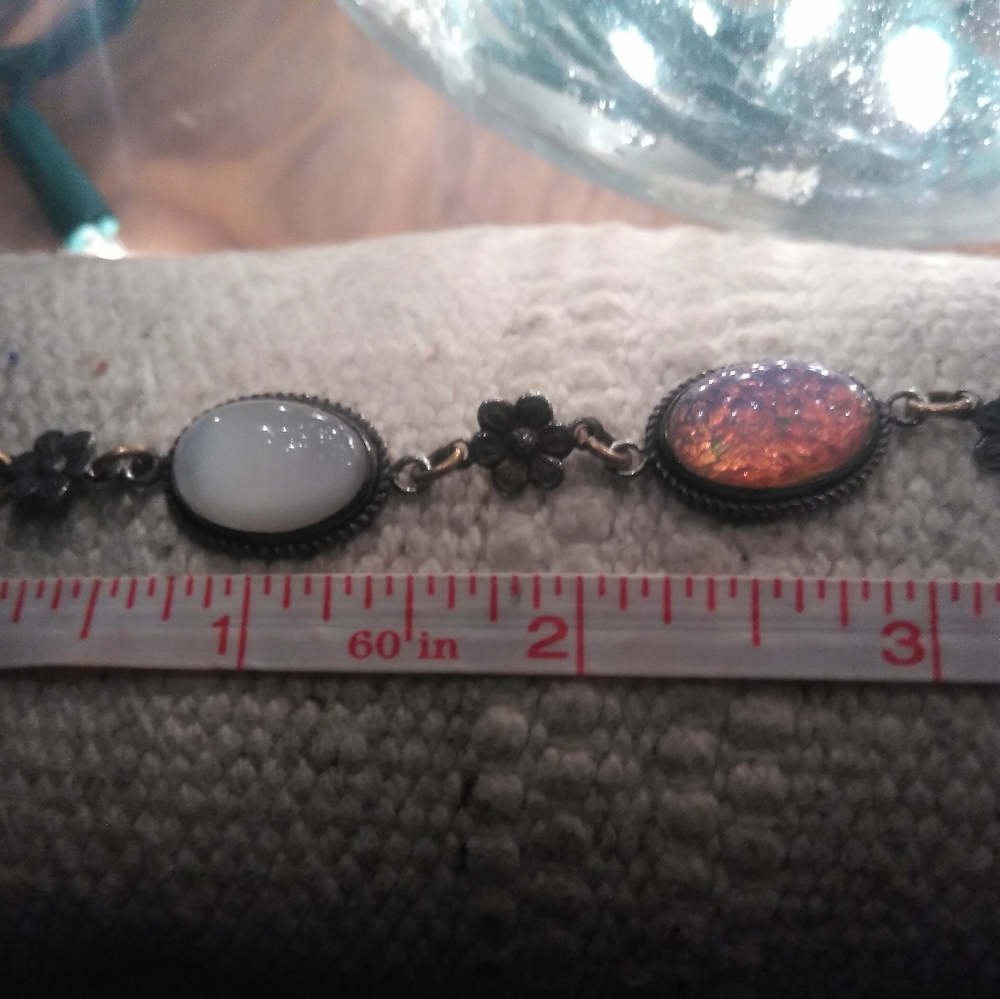 VINTAGE STERLING Silver "Dragons Breath" Foil Glass Stone BRACELET. - Picture 5 of 7